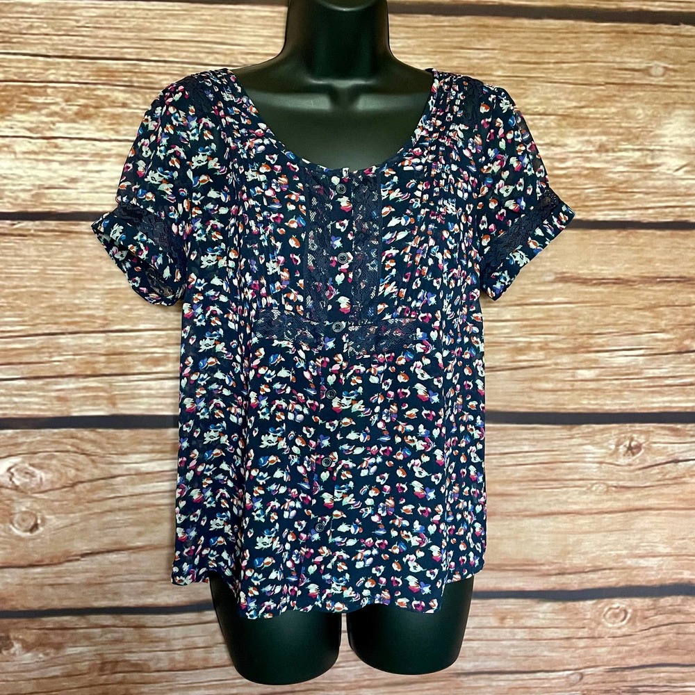 Semi Sheer Floral Blouse M American Eagle Outfitters AEO Dark Blue Lace Detail
